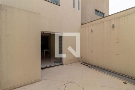 Casa à venda com 180m², 3 quartos e 4 vagasQuintal 