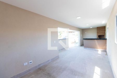 Apartamento à venda com 37m², 2 quartos e sem vaga Apartamento à venda com 37m², 2 quartos e sem vagaÁrea comum - Churrasqueira