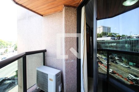 Varanda  de apartamento para alugar com 1 quarto, 45m² em Itaim Bibi, São Paulo