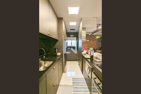 Apartamento à venda com 102m², 3 quartos e 2 vagasCozinha