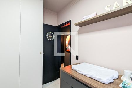 Apartamento à venda com 102m², 3 quartos e 2 vagasQuarto 2