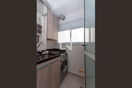 Apartamento à venda com 70m², 2 quartos e 1 vagaÁrea de Serviço