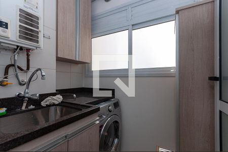Apartamento à venda com 70m², 2 quartos e 1 vagaÁrea de Serviço