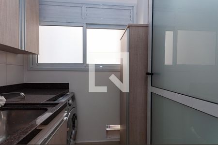 Apartamento à venda com 70m², 2 quartos e 1 vagaÁrea de Serviço