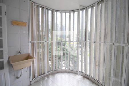 Apartamento para alugar com 102m², 2 quartos e 1 vagaÁrea de serviço