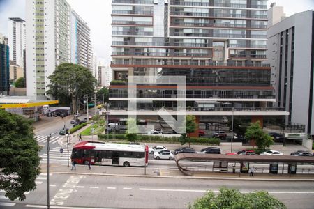 Apartamento para alugar com 102m², 2 quartos e 1 vagaÁrea de serviço