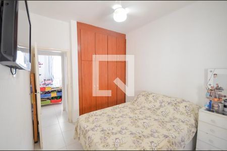 Apartamento para alugar com 65m², 2 quartos e 1 vagaSuíte