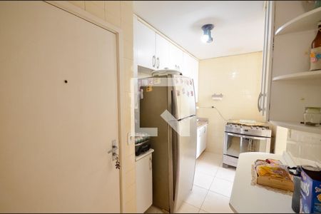 Apartamento para alugar com 65m², 2 quartos e 1 vagaCozinha