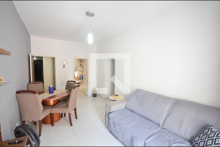 Apartamento para alugar com 65m², 2 quartos e 1 vagaSala