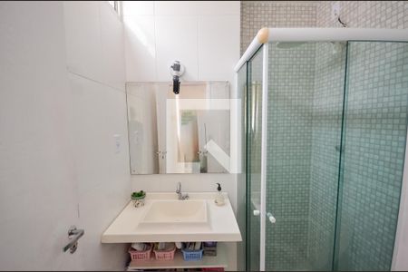 Apartamento para alugar com 65m², 2 quartos e 1 vagaBanheiro da Suíte