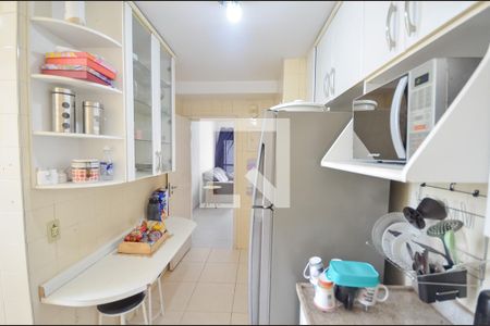 Apartamento para alugar com 65m², 2 quartos e 1 vagaCozinha