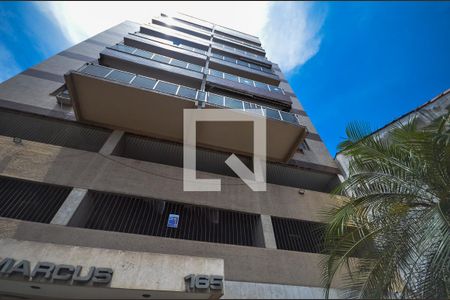 Apartamento para alugar com 65m², 2 quartos e 1 vagaFachada