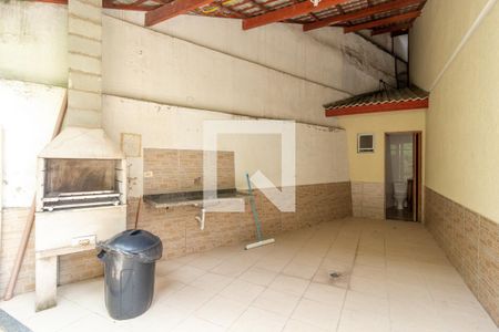 Casa de condomínio à venda com 115m², 4 quartos e 2 vagasÁrea comum - Churrasqueira