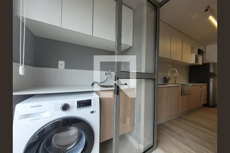 Apartamento à venda com 40m², 1 quarto e 1 vaga Apartamento à venda com 40m², 1 quarto e 1 vagaÁrea de Serviço-Sacada