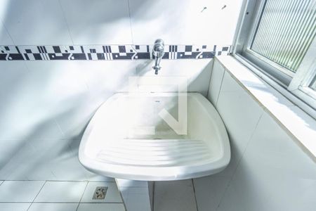 Apartamento à venda com 55m², 2 quartos e sem vagaCozinha e Área de Serviço