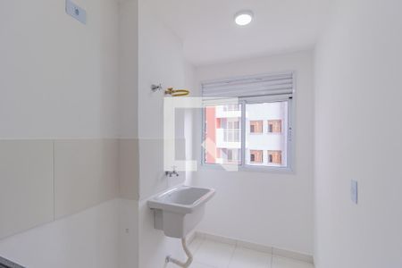 Apartamento para alugar com 47m², 2 quartos e 1 vaga Apartamento para alugar com 47m², 2 quartos e 1 vagaCozinha e área de serviço