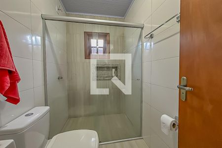 Banheiro da Suíte de casa para alugar com 2 quartos, 78m² em Industrial, Novo Hamburgo