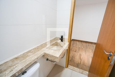 Casa para alugar com 250m², 3 quartos e 4 vagasBanheiro da suíte 02