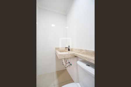 Casa para alugar com 250m², 3 quartos e 4 vagasBanheiro da suíte 01