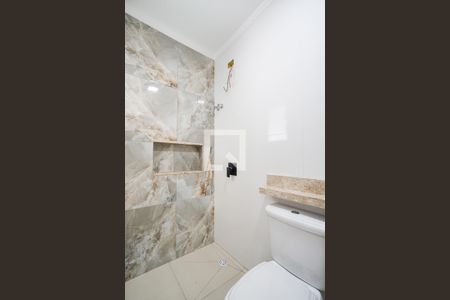 Casa para alugar com 250m², 3 quartos e 4 vagasBanheiro da suíte 03