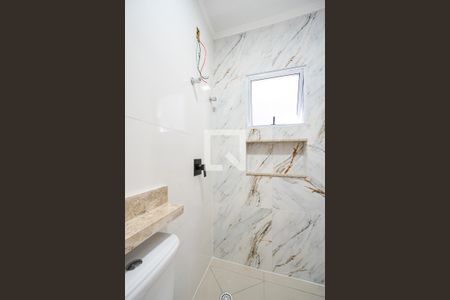 Casa para alugar com 250m², 3 quartos e 4 vagasBanheiro da suíte 01