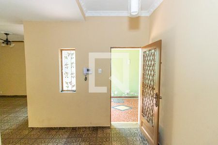 Sala de casa para alugar com 4 quartos, 350m² em Madureira, Rio de Janeiro