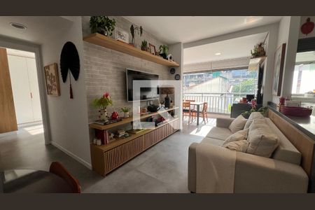 Sala de TV de apartamento para alugar com 1 quarto, 67m² em Jardim Vera Cruz, São Paulo