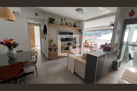 Sala de TV de apartamento para alugar com 1 quarto, 67m² em Jardim Vera Cruz, São Paulo