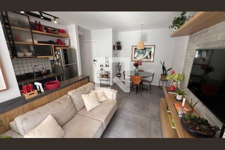 Sala de TV de apartamento para alugar com 1 quarto, 67m² em Jardim Vera Cruz, São Paulo