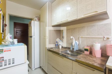 Cozinha de apartamento à venda com 1 quarto, 55m² em Sarandi, Porto Alegre