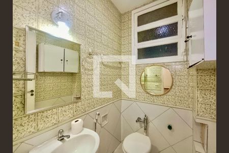 Apartamento à venda com 100m², 3 quartos e 1 vaga Apartamento à venda com 100m², 3 quartos e 1 vagaBanheiro social 1