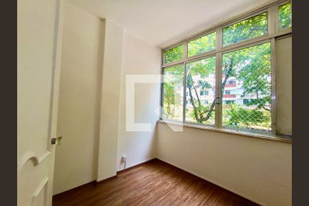 Apartamento à venda com 100m², 3 quartos e 1 vaga Apartamento à venda com 100m², 3 quartos e 1 vagaQuarto 1