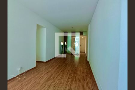 Apartamento à venda com 100m², 3 quartos e 1 vaga Apartamento à venda com 100m², 3 quartos e 1 vagaSala