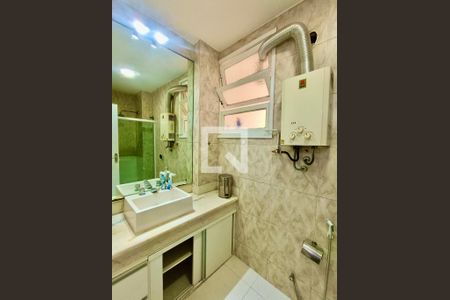 Apartamento à venda com 100m², 3 quartos e 1 vaga Apartamento à venda com 100m², 3 quartos e 1 vagaBanheiro social 2