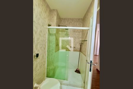 Apartamento à venda com 100m², 3 quartos e 1 vaga Apartamento à venda com 100m², 3 quartos e 1 vagaBanheiro social 2