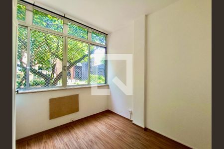 Apartamento à venda com 100m², 3 quartos e 1 vaga Apartamento à venda com 100m², 3 quartos e 1 vagaQuarto 2