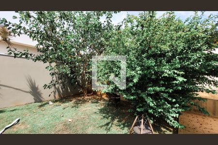 Casa de condomínio à venda com 445m², 3 quartos e 2 vagasQuintal 