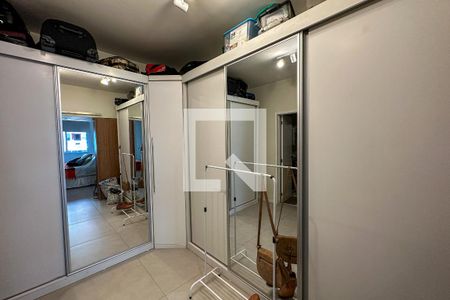 Apartamento à venda com 180m², 3 quartos e 1 vagaSuíte 02 - Closet
