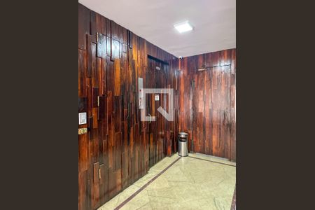 Apartamento à venda com 180m², 3 quartos e 1 vagaEntrada