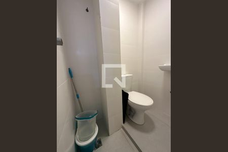 Apartamento à venda com 180m², 3 quartos e 1 vagaBanheiro de Serviço 