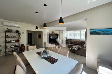 Apartamento à venda com 180m², 3 quartos e 1 vagaSala