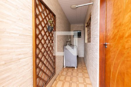 Casa para alugar com 60m², 2 quartos e 1 vaga Casa para alugar com 60m², 2 quartos e 1 vagaÁrea de Serviço