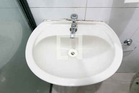 Casa para alugar com 60m², 2 quartos e 1 vaga Casa para alugar com 60m², 2 quartos e 1 vagaBanheiro