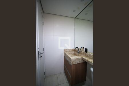 Banheiro da Suíte de apartamento para alugar com 2 quartos, 66m² em Parque Campolim, Sorocaba