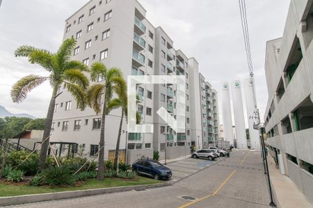 Apartamento para alugar com 50m², 2 quartos e 1 vaga Apartamento para alugar com 50m², 2 quartos e 1 vagaFachada