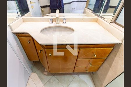 Apartamento para alugar com 156m², 3 quartos e 3 vagas Apartamento para alugar com 156m², 3 quartos e 3 vagasv