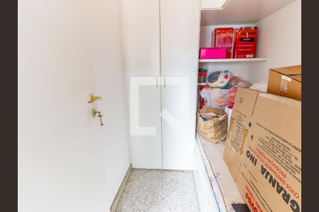 Apartamento para alugar com 156m², 3 quartos e 3 vagas Apartamento para alugar com 156m², 3 quartos e 3 vagasQuarto de Serviço