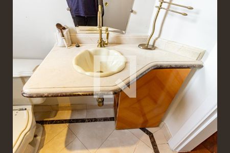 Apartamento para alugar com 156m², 3 quartos e 3 vagas Apartamento para alugar com 156m², 3 quartos e 3 vagasLavabo