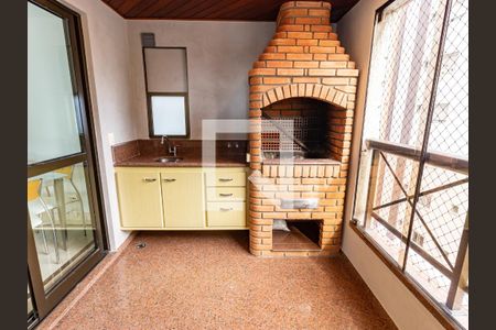 Apartamento para alugar com 156m², 3 quartos e 3 vagas Apartamento para alugar com 156m², 3 quartos e 3 vagasVaranda gourmet