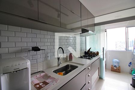 Apartamento para alugar com 64m², 2 quartos e 1 vagaCozinha